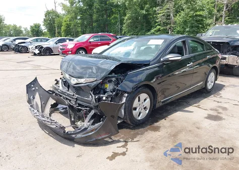 2012 Hyundai Sonata Hybrid from USA, damaged, VIN KMHEC4A43CA047930